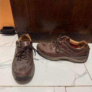Clarks 1825 Active Air Brown Leather Sneakers
Size: US 11 / UK 10 / EU 44.5